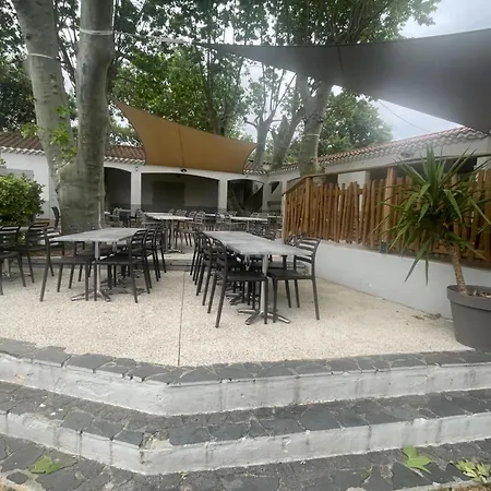 Camping Mobilhome Ligaropa Climatise 3 Ch 6 Pers Des 7 Fonts *